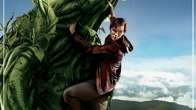 三人利用马蜂对巨人发起了偷袭