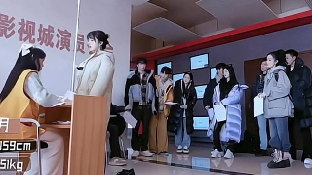 当沈月量身高没有不服只有不足幽默名场面