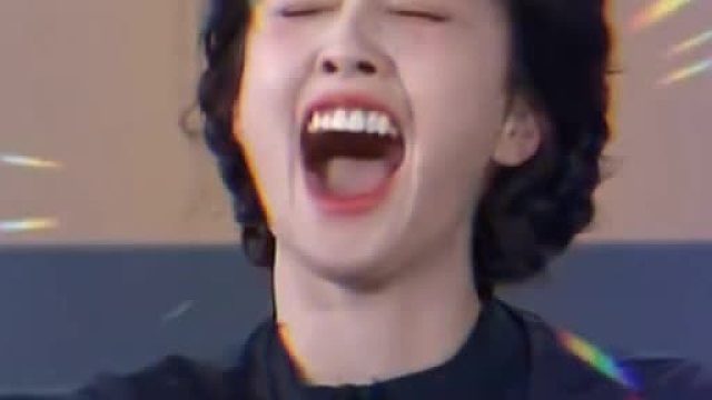 周深这一抓要把沙溢给吓坏了