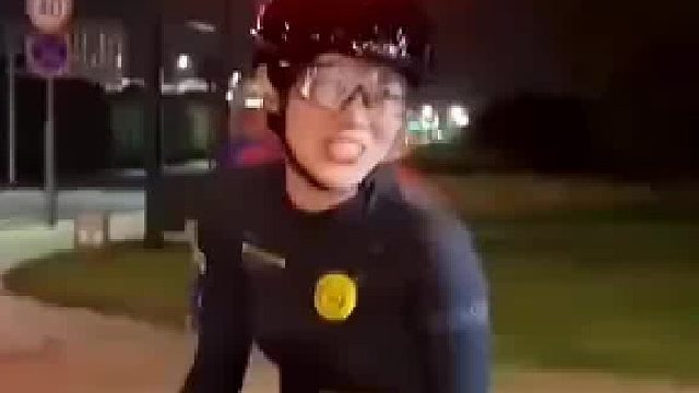 骑行圈乱不乱 听美女这谈吐 一看就是老玩家