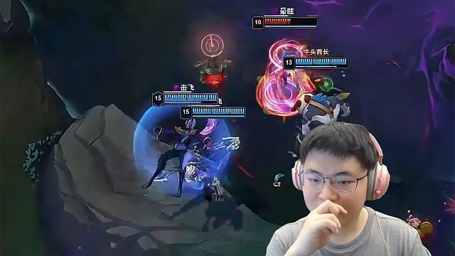 【Uzi】乌兹看白菜队惊天大翻盘Cuo：金克丝在干嘛？队友回家非要吃三狼吗？