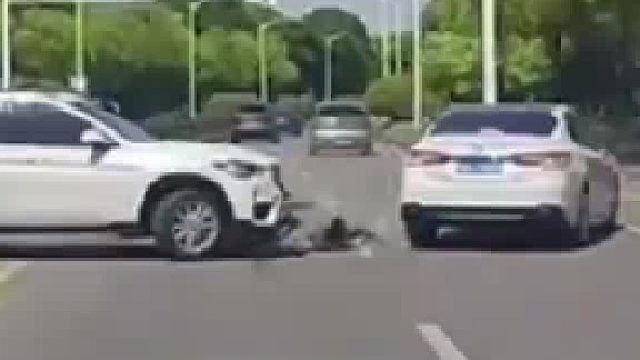 安全宣导，驾驶经验不足，妥妥新手，慌了