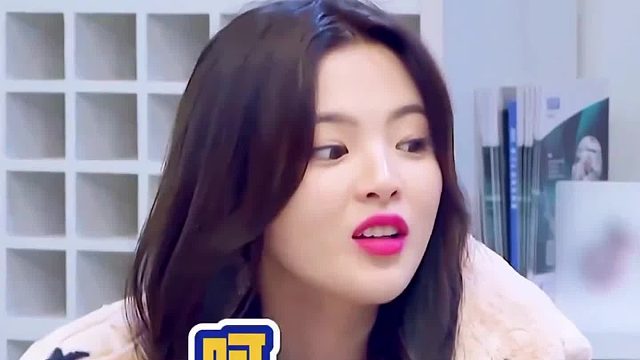 杨超越某些举动，真似那打破常规、不按套路出牌的叛逆小精灵