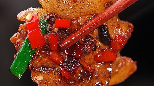 如果你喜欢吃回锅肉，这个野山椒豆豉酱真的是你的不二之选