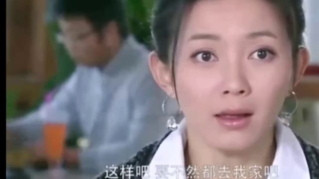 丈夫出轨老少妇，闺蜜齐上阵手撕小三！