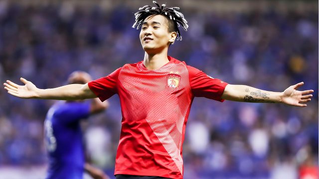 秀花活！韦世豪名场面：连停带过加踩单车，郑智鼓掌点赞