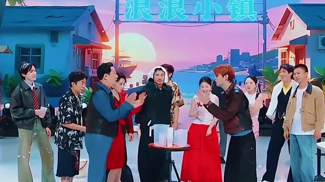 唐国强玩游戏直接问范丞丞今晚谁是你爹