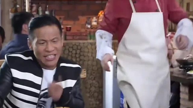 宋小宝去大鹏家吃饭，跟鱼干起来了？