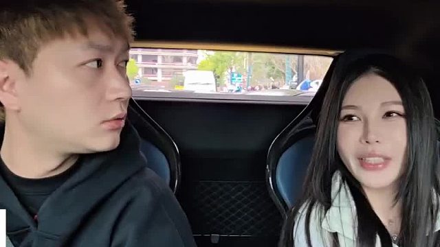 小酷称女嘉宾住的地方五千万起步，司机都是开的库里南