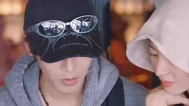 金晨笑言：我这张嘴啊，总是快过脑子，说话常不假思索就蹦出来了