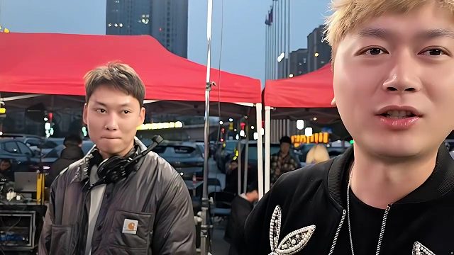 小酷石锤HY挂科技，当着官方面点张开朗天天5万 