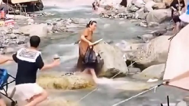 这回乖乖照做了吧