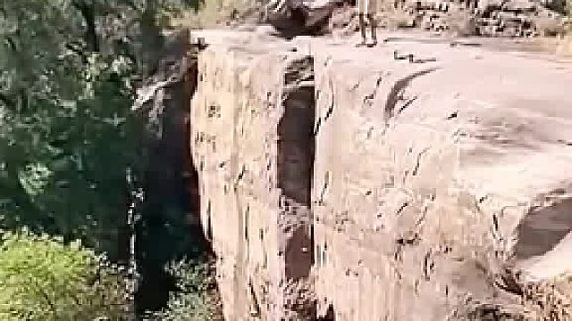 这回感觉挺痛的吧