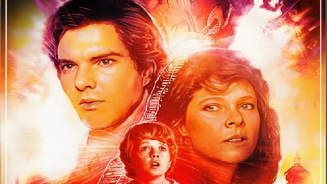 男人不慎跌下万米高楼