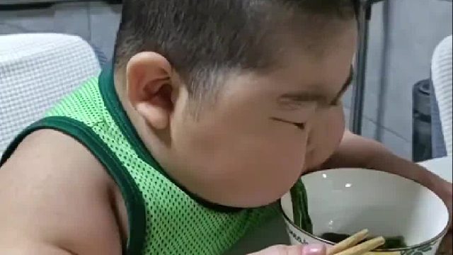 吃啥菜不重要，两碗大米饭不能少