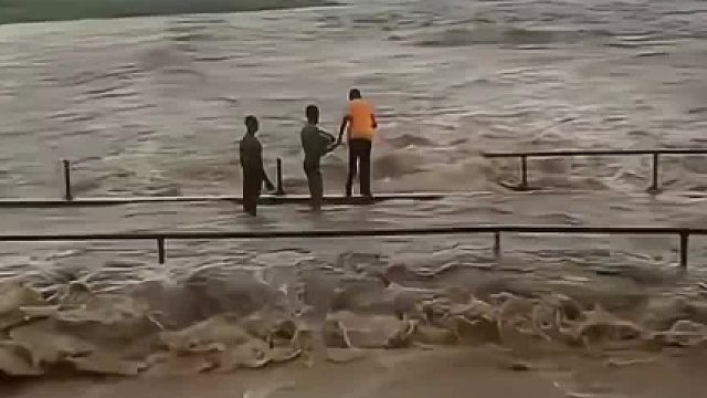 这一去也不知道何时才能回来 这一去也不知道何时才能回来