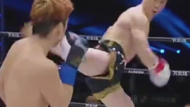 邱建良腿法出众到底用多少脚擂台上狂揍K0日本选手