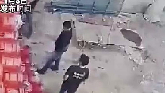 下意识的动作，造就名场面
