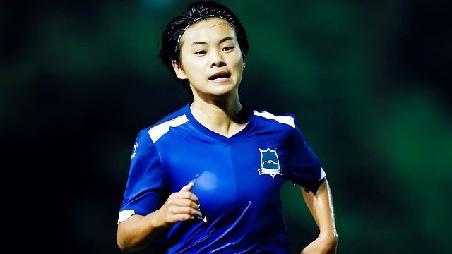 真大腿！女超名场面：王霜世界波轰双响，叠罗汉庆祝卫冕