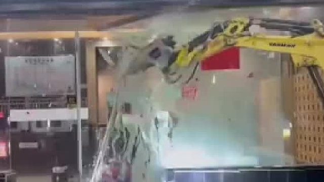 砸的好  就不应该留下