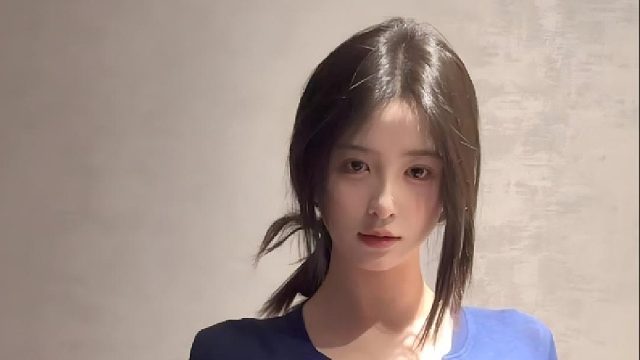 轻轻一眼，便乱了心跳