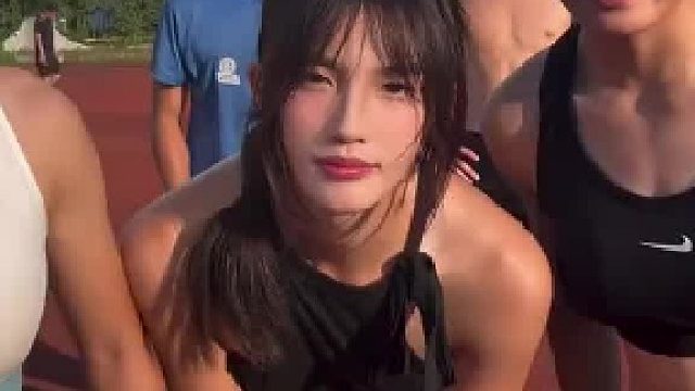 女运动员穿三角比赛裤，为啥剧烈运动也不走光？