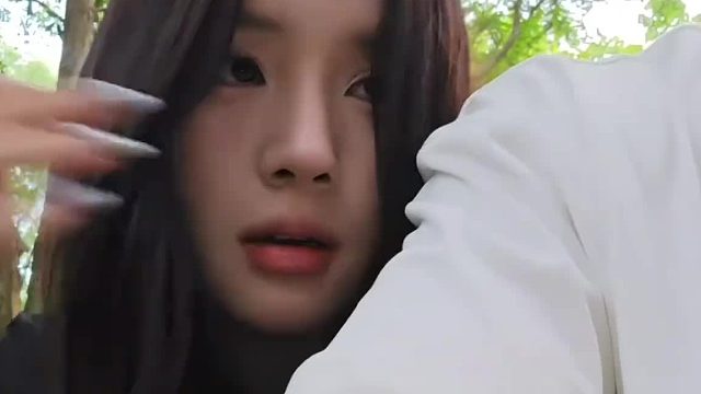 再靠一下就是狗 汪汪汪…