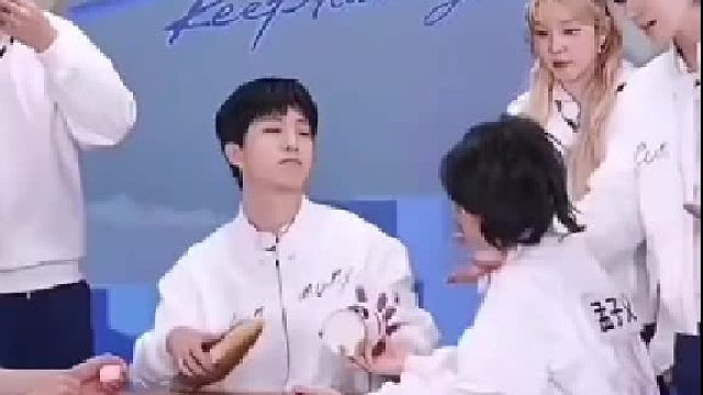 看这段的时候，差点没给我笑疯了