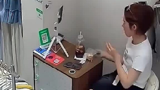 实体店一件的价格，在网上能买两件