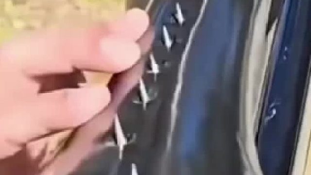 还好不是在我国，不然你赔钱了加坐牢了