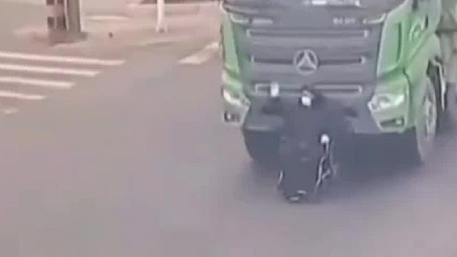 大爷是个狠人