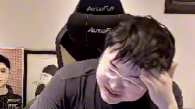 【Uzi】乌兹：我们队心态出问题了！我和小明老油条了，喷我我抗的住！让中野自我调整下吧！