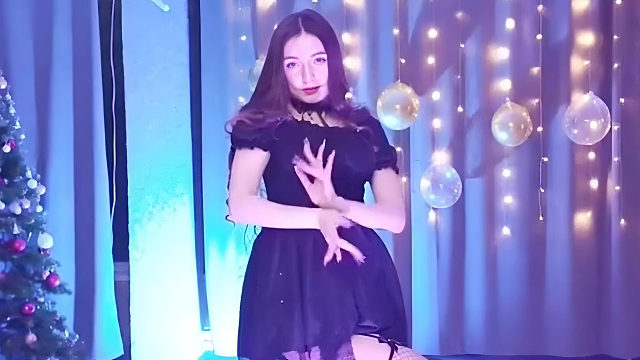 俄罗斯姑娘才艺表演24.01.25_空军(阿妮亚)03