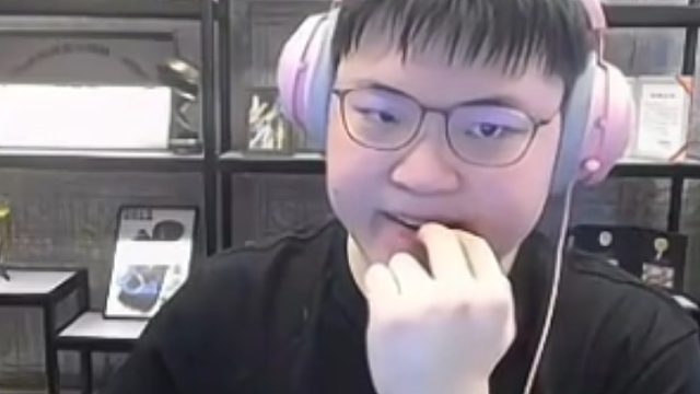 乌兹爆了！问夏洛特：OMG直接解约，没卡合同挺好的！像我以前，直接被卡死了！