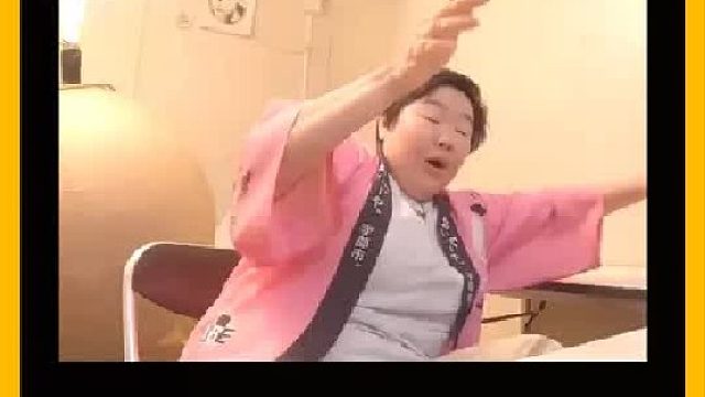如果放烟花时，烟花弹掉在你身后该怎么办呢？