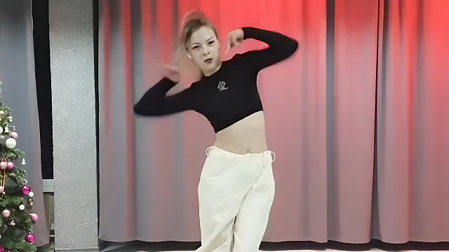 俄罗斯姑娘才艺表演24.01.28_烤肉(维多利亚)04