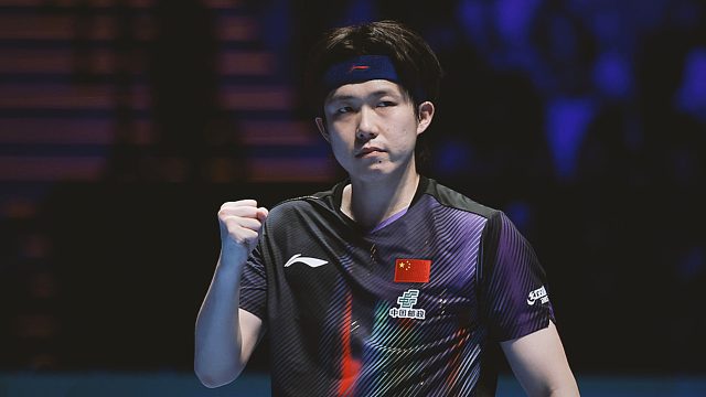 2-3落后！日本天才提前开始庆祝，没想到王楚钦上演最刺激逆袭