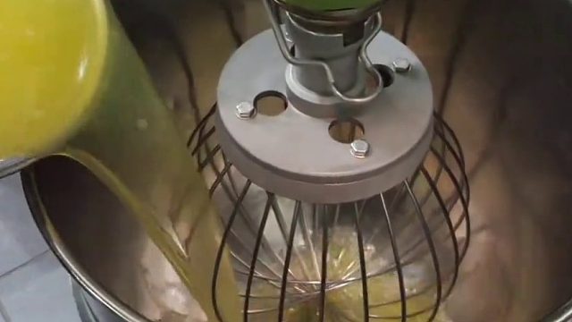 很甜！制作青葡萄卷蛋糕