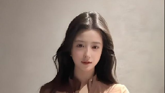 不算暧昧，只是刚好心动