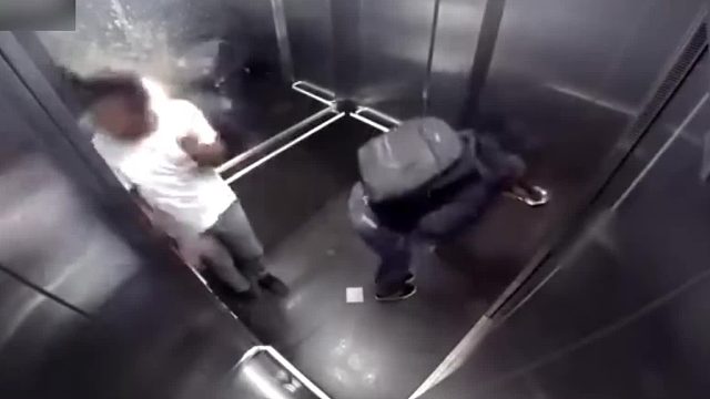 国外搞笑综艺，崩我一脸阿翔……