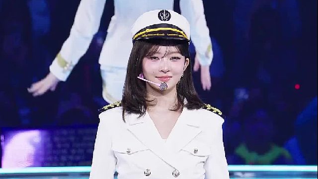 高度还原了少女时代