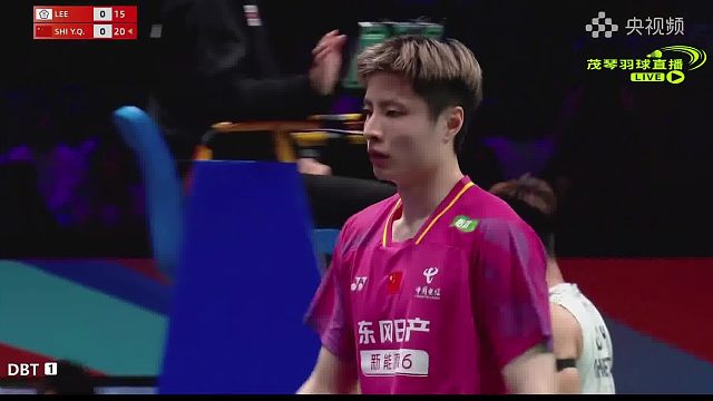 石宇奇2:0成功晋级2026亚洲羽毛球锦标赛十六强