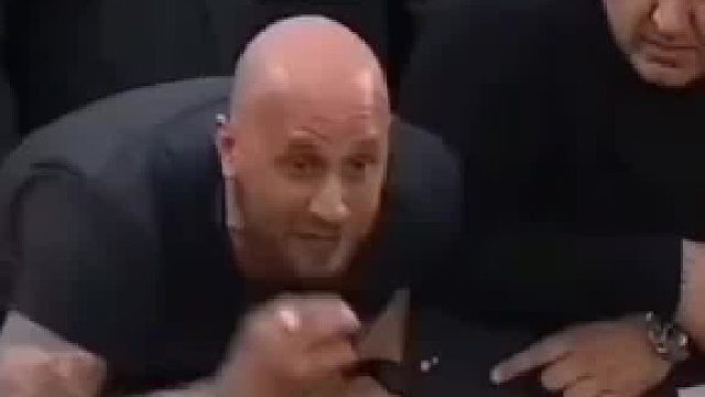 中国踢不好，也需要助威吧