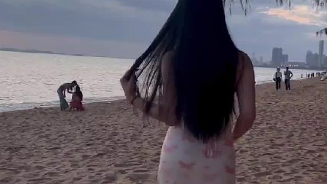 晚风很温柔 一起看海 想和你在夕阳之下去看海 夏天还是要去海边沙滩呀