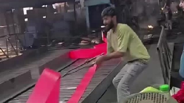 金属圈的制造独特流程