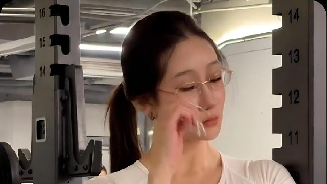不爱解释，懂我的人自然懂
