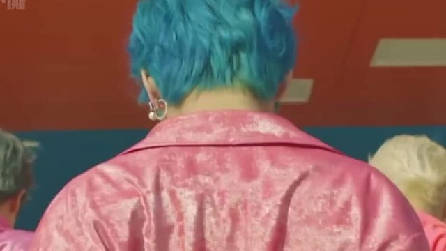 当我用配音来还原BTS的《boy with luv》mv现场