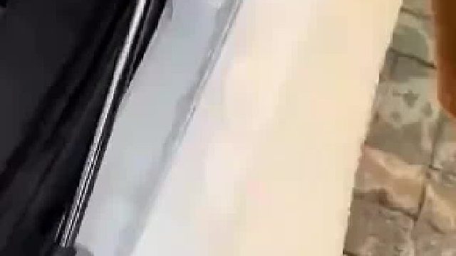玻璃水一加就全是油膜，还是洗洁精好使，用五六年了
