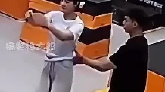 这是把啥东西拽出来了