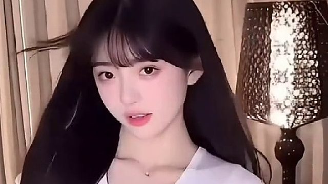 这谁顶的住呀 大长腿 小蛮腰扭起来 想做你的妲己 御姐 完美身材